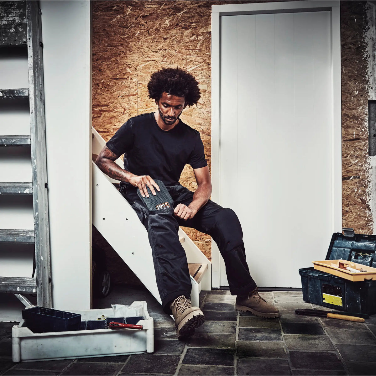 Fento Pocket können einfach in die Arbeitshose gesteckt werden. 
